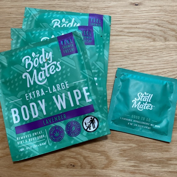 Lot of assorted cosmetics - Jentrey Kelley, Laritzy, Zuii, booda butter - Picture 9 of 9